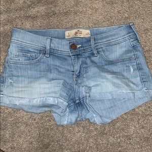 Hollister Light Wash Jean Short Shorts